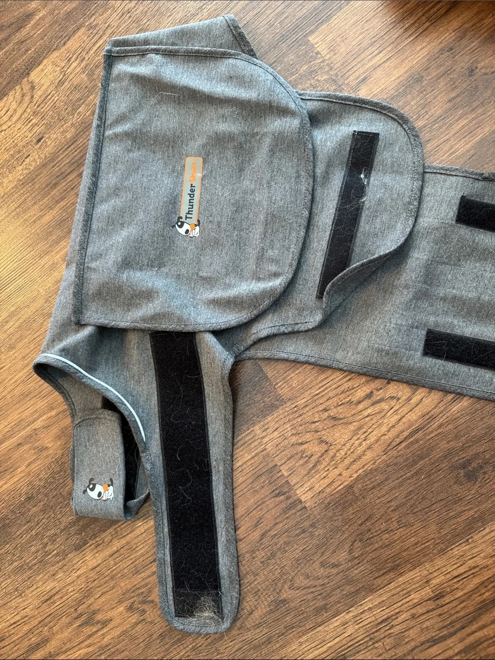 ThunderShirt Charcoal Gray Dog Shirt used for anxiety from any cause. Large